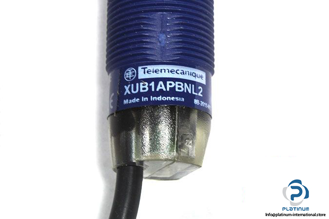 telemecanique-xub1apbnl2-photoelectric-sensor-3