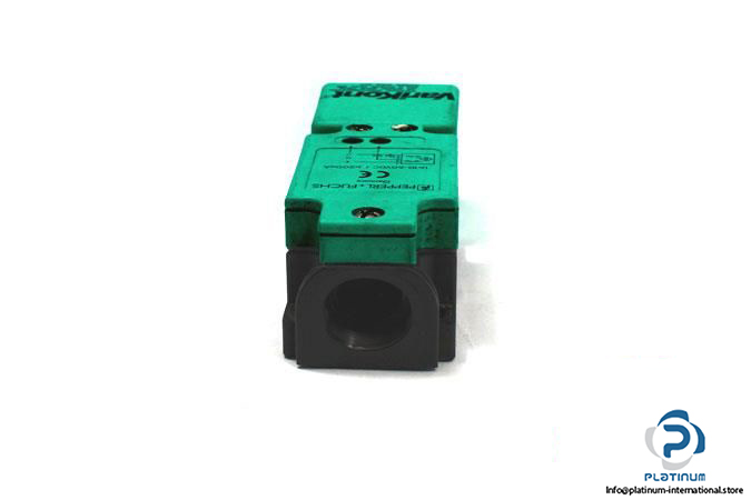 pepperlfuchs-nj30u1a2-inductive-sensor5_675x450