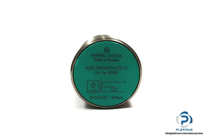 pepperlfuchs-nj10-30gm50-e2-v1-inductive-sensor5_675x450