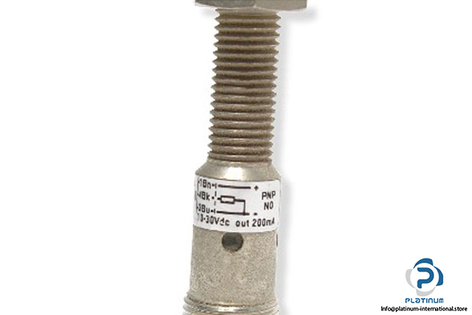 micro-detectors-ae1_ap-1h-inductive-proximity-sensor-3