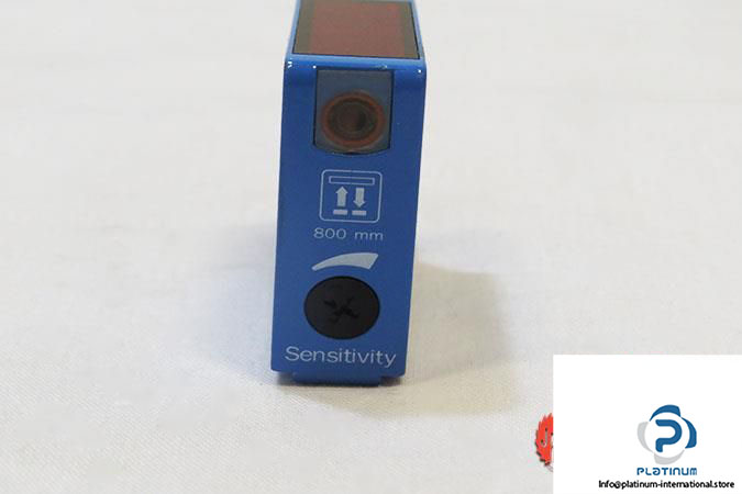 sick-wt12-2p450-diffuse-photoelectric-sensor12_675x450