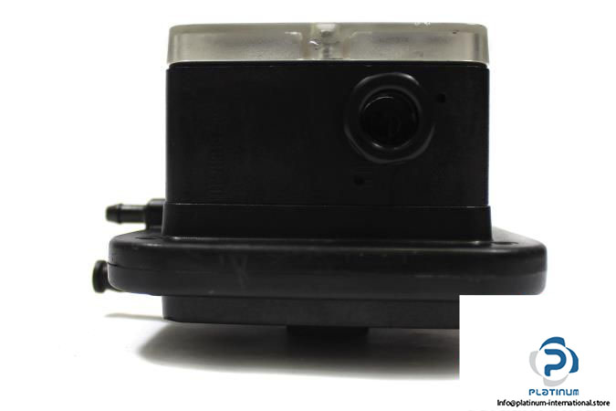 krom-schroder-dwl03a-pressure-switch4_675x450