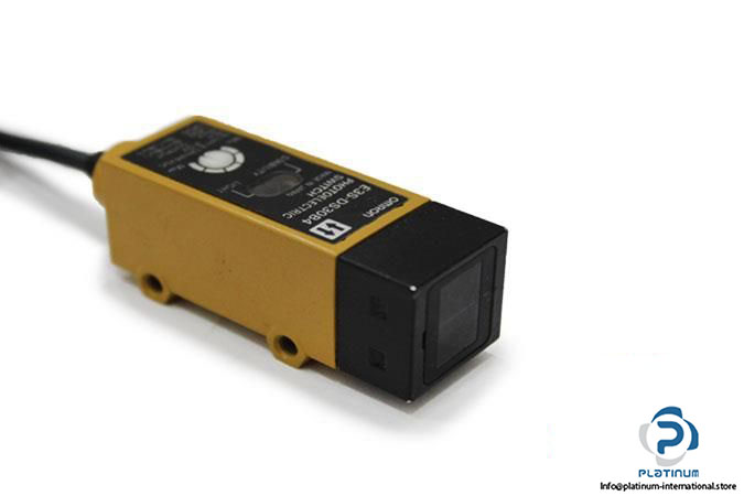 omron-e3s-ds30b4-photoelectric-switch-sensor3_675x450