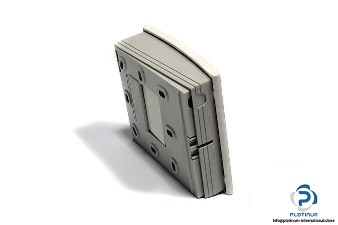 siemens-qax31-1-room-unit-with-sensor-2-2