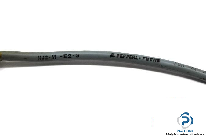 pepperlfuchs-nj2-11-e2-g-inductive-sensor5_675x450