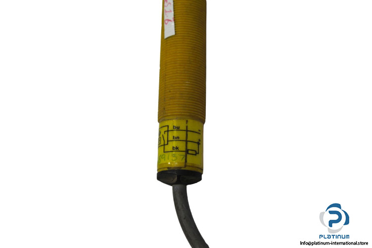 turk-ro2m-s18-an6x-photoelectric-sensor-4