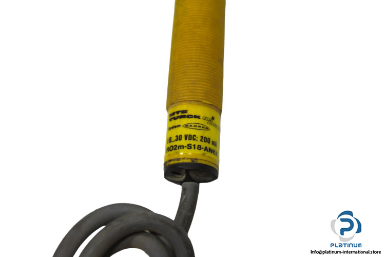 turk-ro2m-s18-an6x-photoelectric-sensor-2