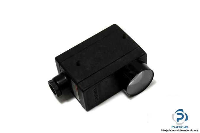 pepperlfuchs-l30-i50378-photoelectric-sensor3_675x450