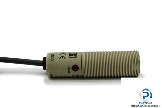 omron-e3f2-ds10b4-n-photoelectric-switch-sensor4_675x450
