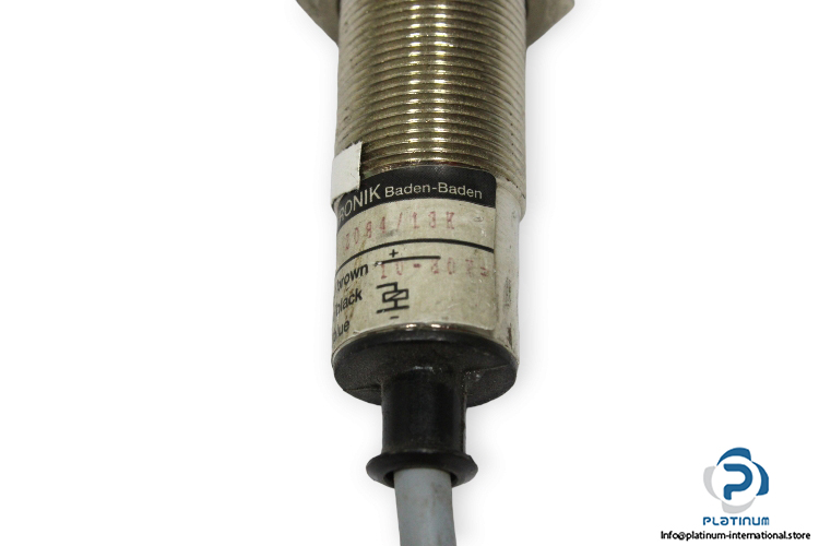 visolux-NTK8-proximity-sensor-used-3