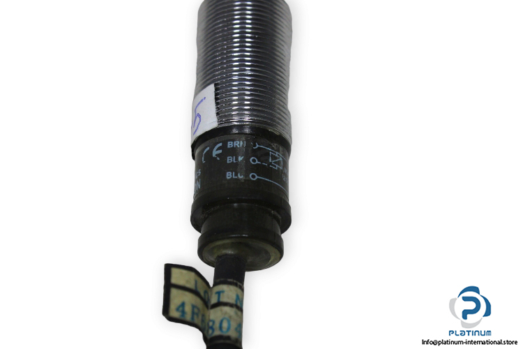 autonics-PR18-5DN-inductive-proximity-sensor-new-3