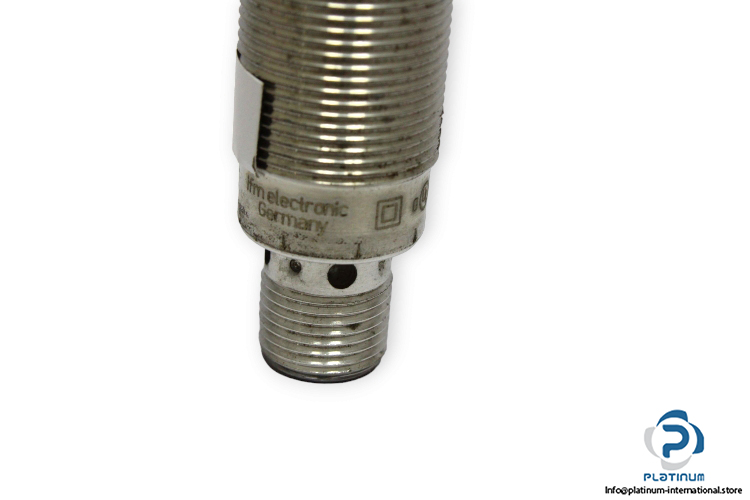 ifm-IG5595-inductive-sensor-used-3