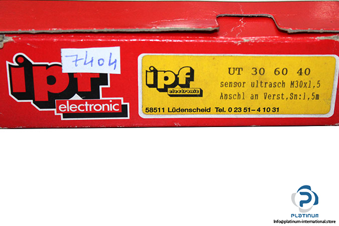 ipf-UT-306040-ultrasonic-sensor-new-3