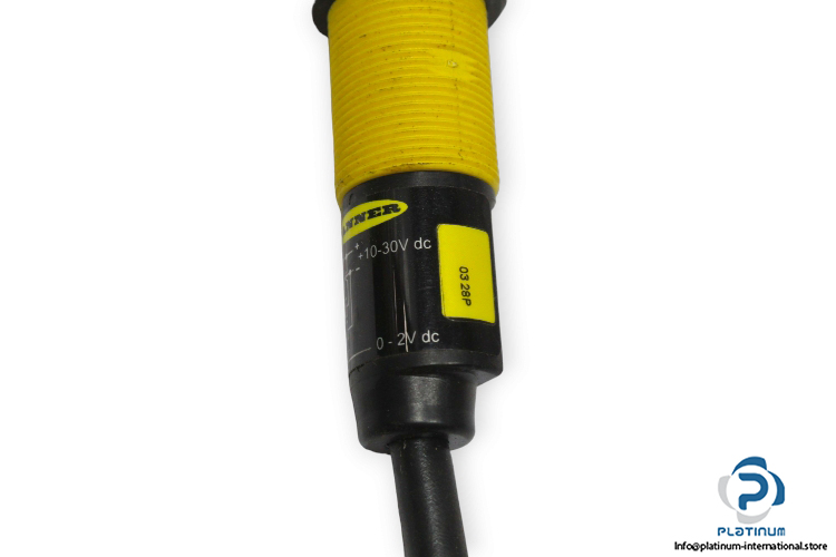 banner-S18UBA-ultrasonic-sensor-new-4
