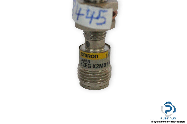 omron-E2EG-X2MB1-M1-cylindrical-proximity-sensor-used-3