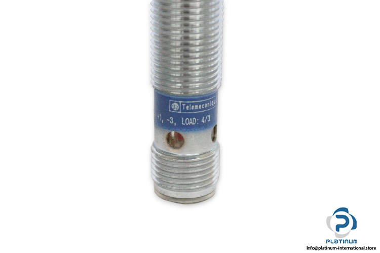 telemecanique-XS1M12PA370D-inductive-proximity-sensor-new-4