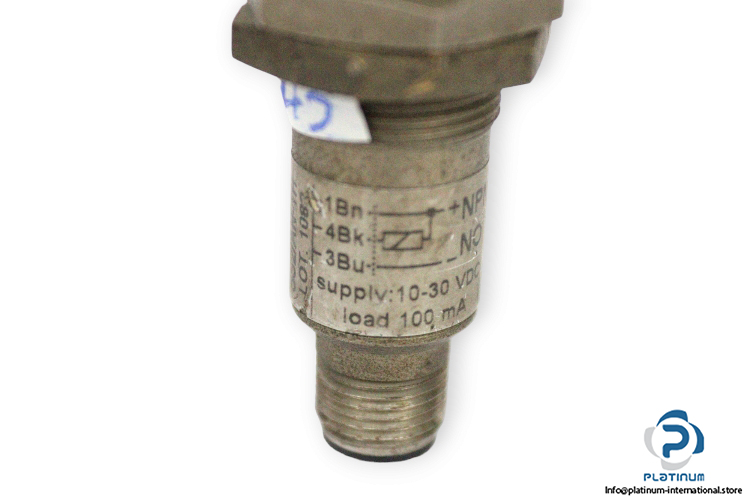 micro-detectors-SS2_AN-1H-photoelectric-diffuse-reflection-sensor-used-3
