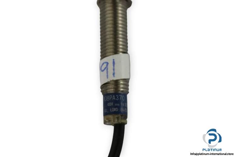 telemecanique-XS1M08PA370-inductive-proximity-sensor-(new)-3