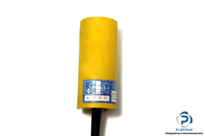 wenglor-ii20xb-inductive-proximity-sensor3_675x450
