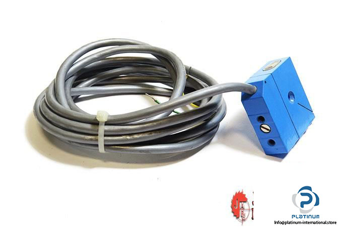 sick-sp10-04-photoelectric-sensor5_675x450