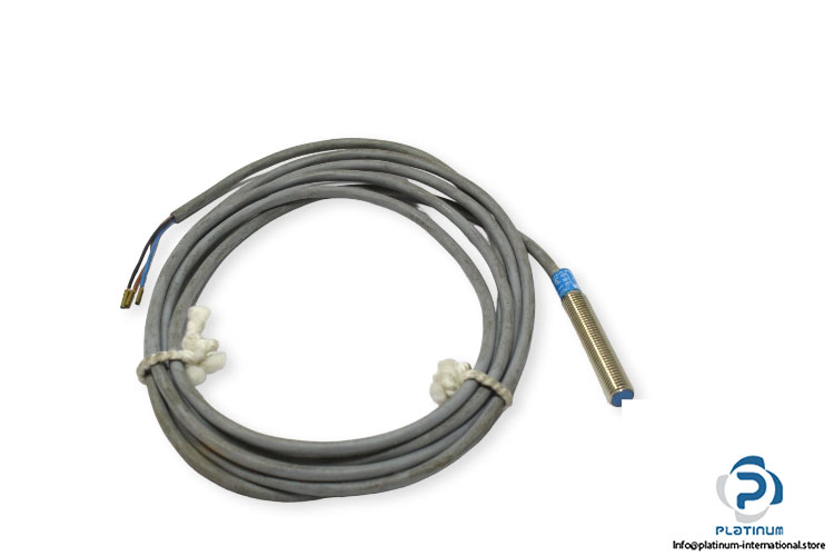 sick-mm08-60aps-zu0-magnetic-proximity-sensor-new-2