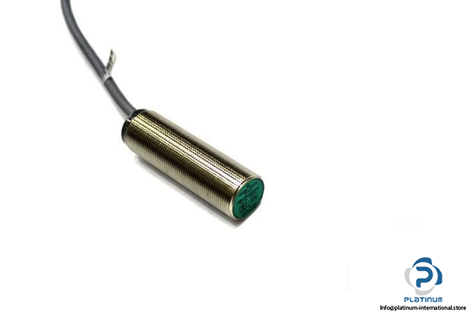pepperlfuchs-nbb5-18gm60-wo-inductive-sensor4_675x450
