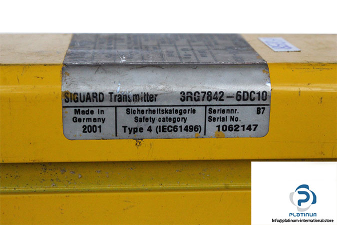 siemens-3RG7842-6DC10-light-curtain-transmitter-used-5