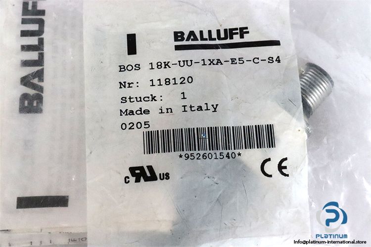 balluff-BOS-18K-UU-1XA-E5-C-S4-photoelectric-sensor-(new)-3
