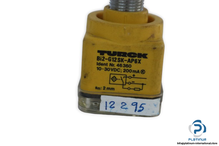 turck-BI2-G12SK-AP6X-inductive-sensor-(Used)-2