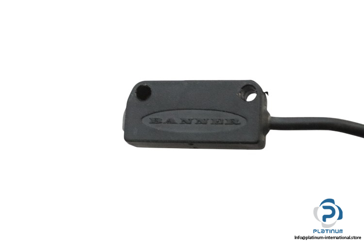 banndr-Q14AP6R-photoelectric-sensor-(used)-1