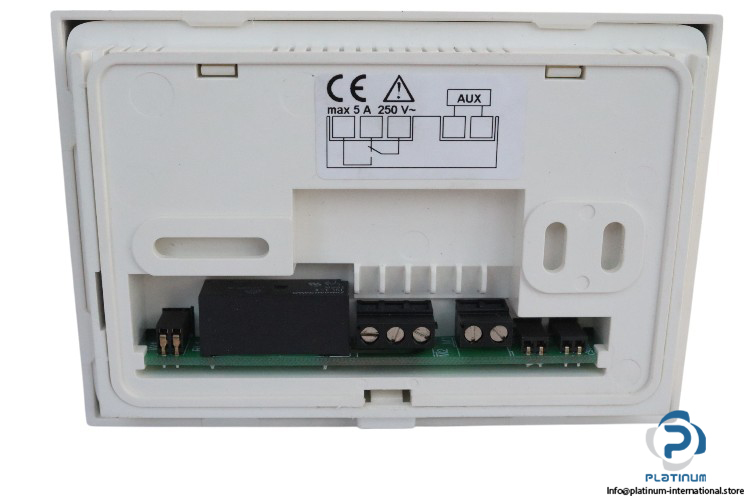 vemer-VE432100-wall-mounting-touch-screen-thermostat-(new)-1