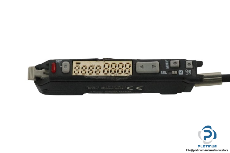 keyence-FS-V31P-fiber-amplifier-(used)-2
