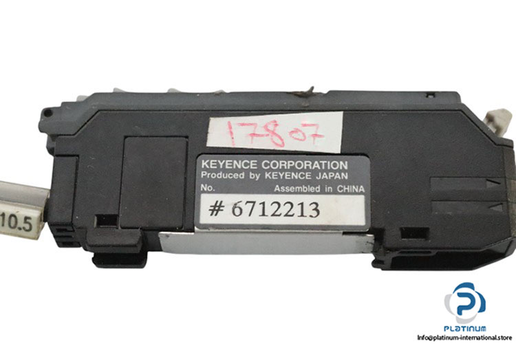 keyence-FS-V31P-fiber-amplifier-(used)-4