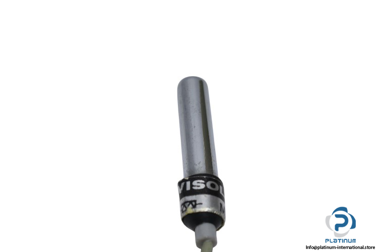 visolux-ML-2-photoelectric-sensor-used-1