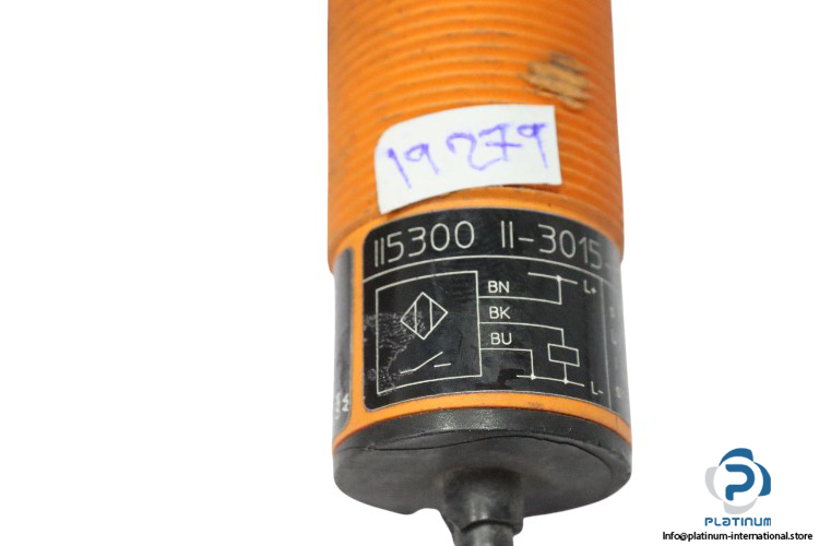 ifm-II-3015-BPKG-inductive-sensor(used)-1