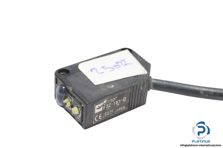 omron-E3Z-T81-D-through-beam-sensor-(used)-1
