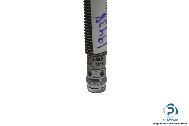 leuze-IS-208MM_4NO-2E0-S8.3-inductive-switch-(used)-3