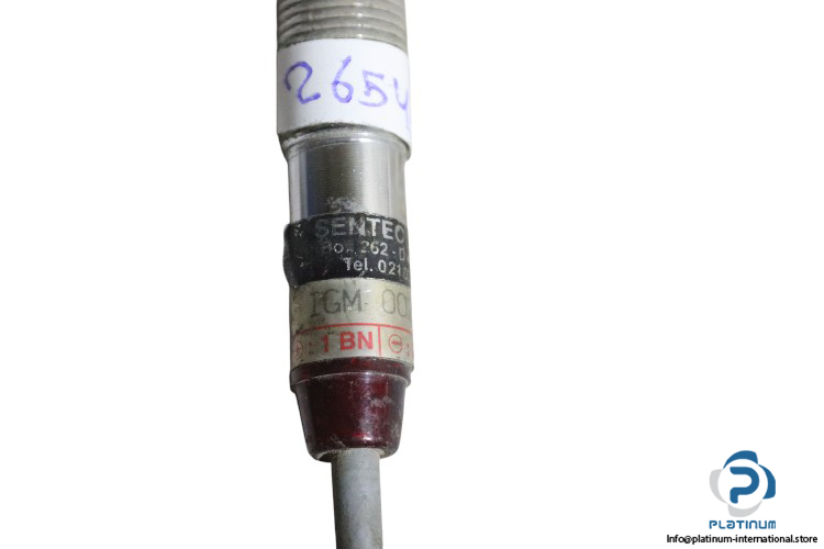 sentec-IGM-002-GSP-inductive-proximity-sensor-(used)-1