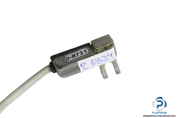 smc-D-R731-reed-auto-switch-(used)-1