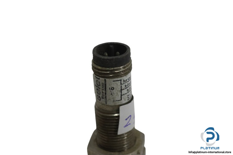 selet-B12_2NPAMKLC5-inductive-sensor-(used)-1