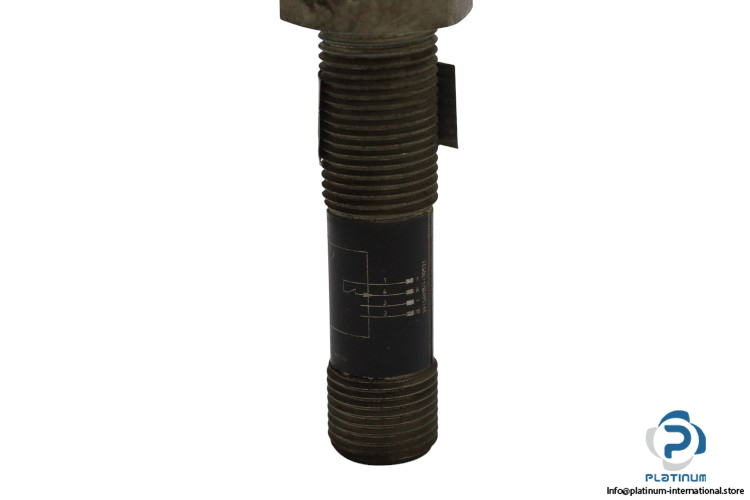 wenglor-TO22PB3-reflex-sensor-energetic-(used)-3