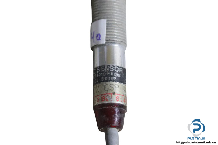 sentec-IGM-002-GSP-inductive-proximity-sensor-(used)-3