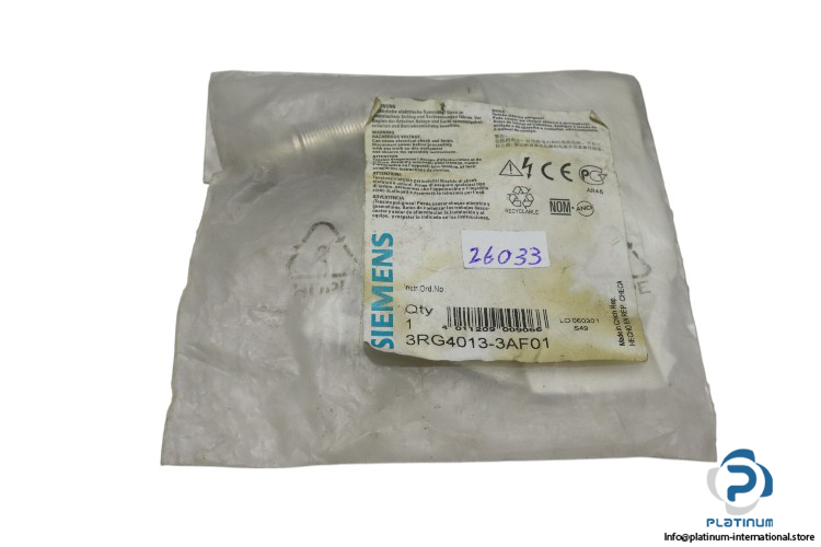 siemens-3RG4013-3AF01-inductive-sensor-(new)-1