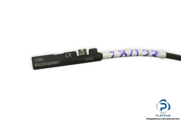 emerson-aventics-R412019687-magnetic-proximity-sensor-(used)-1