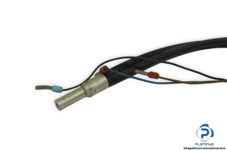 telemecanique-XUG-H003136-photoelectric-sensor-used-1