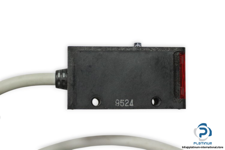 yamatake-HPA-R11-E-self-contained-photoelectric-sensor-(new)-2