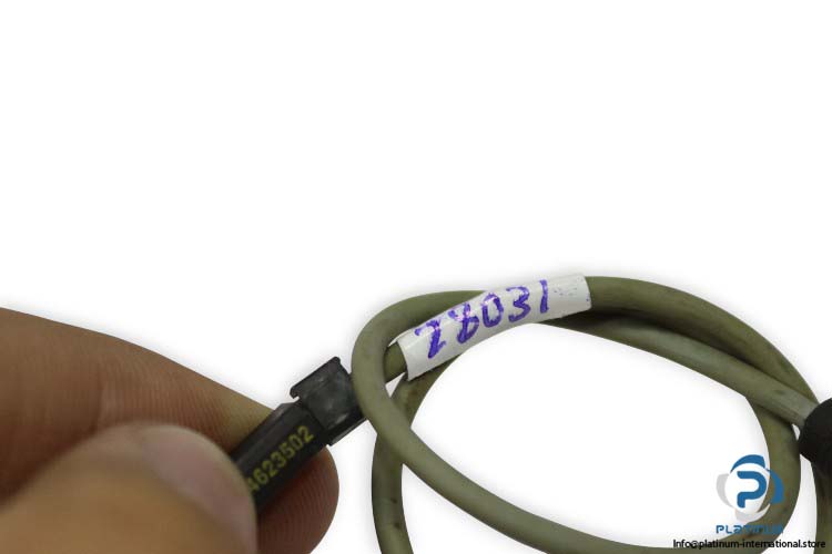 turck-4623502-inductive-proximity-sensor-(used)-2