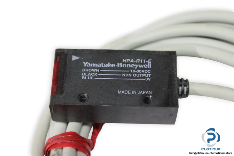 yamatake-HPA-R11-E-self-contained-photoelectric-sensor-(new)-3