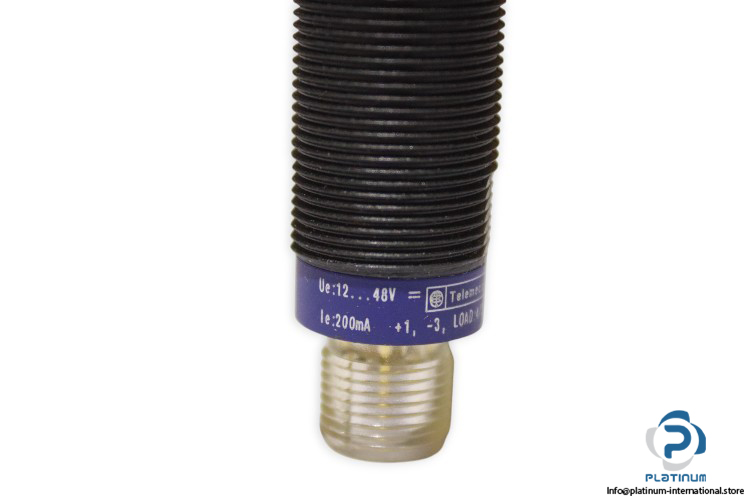 telemecanique-xs4-p18pa370d-inductive-proximity-sensor(new)-4