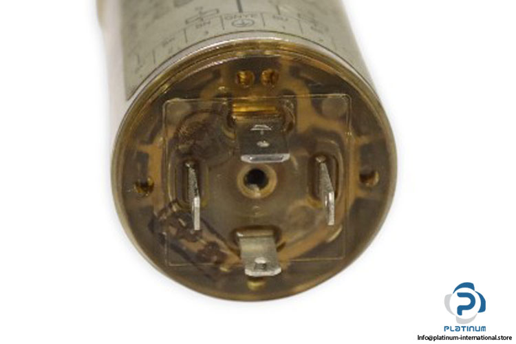 endress-hauser-LIQUIPHANT-T-AC-FTL260-0010-point-level-switch-(Used)-1